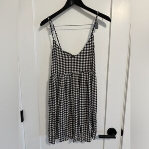 Element Black and White Gingham Flowy Summer Dress, size Large